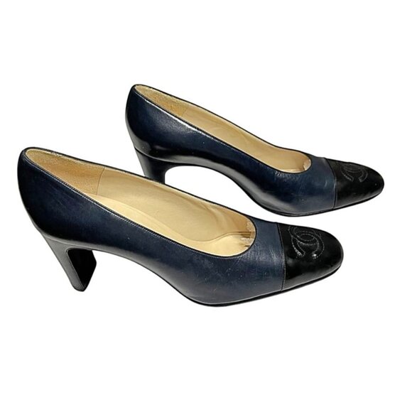 CHANEL Vintage Black & Blue Leather Logo Classic Chunky Heel Pumps - Picture 3 of 11